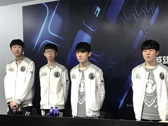 巨大惊叹 巨大惊叹