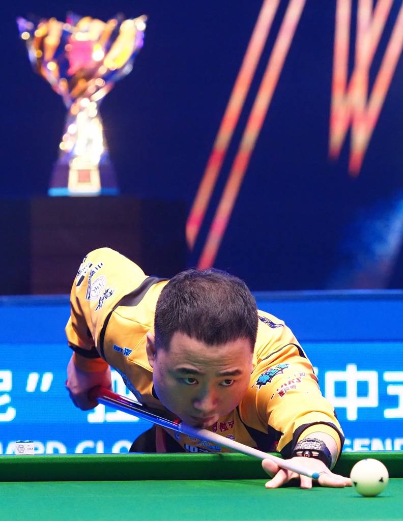 由后卫乌帕 由后卫乌帕